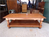 COFFEE TABLE 46 X 19 X 15