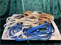 LOT- EXTENTION CORDS