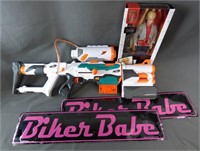 NERF  Tri-Strike Toy Blaster Gun, Singing Niall