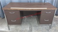 OFFICE DESK W/WOOD TOP & METAL BASE AND DRAWERS