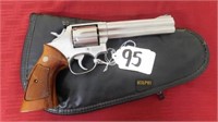 Smith & Wesson 357 Magnum Model 686,