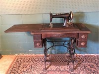 Antique Treadle Sewing Machine - Not Seized