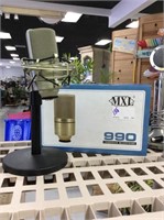 MXl  990 condenser microphone