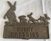 Metal Bunny Crossing Yard Sign