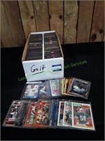 600-800 Football & Baseball Cards In Plastic
