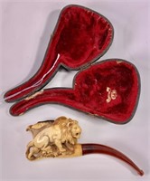 Meerschaum pipe in leather case, lion and flower