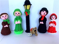 KNITTED/CROCHETED?? CAROLERS-LIGHT POST-DOG