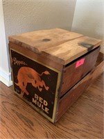 VTG RED MULE PEPPERS WOOD CRATE