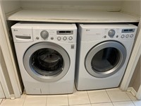 2PC LG FRONT LOAD WASHER & DRYER