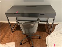DESK AND ROLLING CHAIR