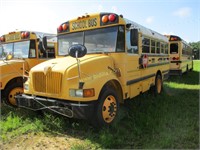 2004 International CE School Bus