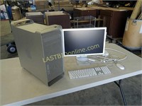 2005 G5 Computer with Monitor, Keyboard & Mouse