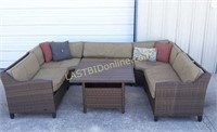Woven Plastic Reed Patio Seating Set