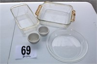 (3) pcs Pyrex Baking Dishes/(2) Sauce Dishes