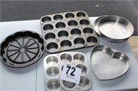 (9) pcs Baking Pans - 4 Cupcake/5 Cake (U232)