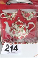 (5) pc New Christmas Tea Set (U235)