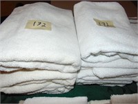 (6) bath towels