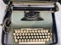 Vintage Smith-Corona Green 5TE Electric Typewriter