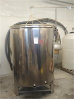 1850 Liters Variable Capacity Tank & Stand