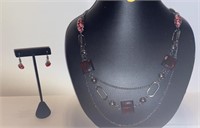 Necklace earrings set
