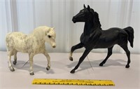 2 Breyer horses