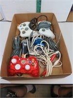 3 Controllers-Rock Band Microphone & more