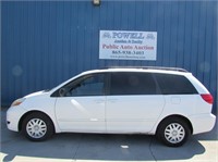 2008 Toyota SIENNA LE