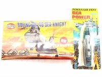 Airfix 1/72 Model Kit Boeing UH-46 Sea Knight and