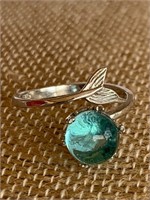 Sterling Silver Ring w/ Blue Glass Orb & Fish Tail