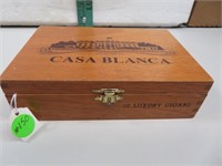 Vtg Casa Blanca Wood Cigar Box with Dovetailed