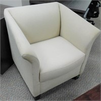 BERNHARDT RECEPTION CHAIR