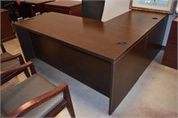 TRAYCO EXPRESSO EXEC. L DESK