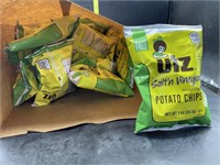 20 1oz bags utz salt n vinegar potato chips