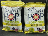 2 4.4oz skinny pop white cheddar popcorn