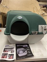 NEW omega paw self cleaning litter box