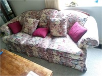 7' Floral Couch & Pillows