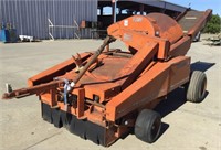 FLORY 210 Pull PTO Nut Harvester