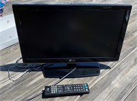 18" LG Television w/ Remote