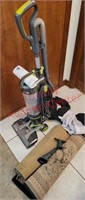 Hoover vacuum, 2 area rugs and vacuum cover