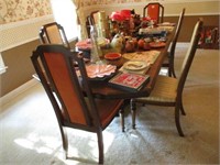 Diningroom Table & 6 Chairs