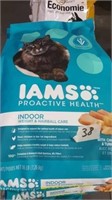 7.26 kg IAMS indoor hairball cat food