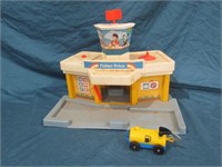 Fisher Price Gas Station