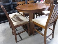 Round pub table and 6 stools