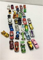 35 Vintage Die Cast Toy Cars - Hot Wheels! 16C