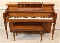 Kohler & Campbell Maple Spinet Piano
