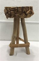Small Rustic Stool K7A