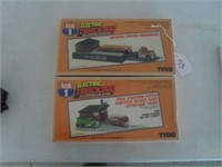 2 TYCO TRAIN ACCESSORIES