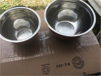 2 stainless steel bowls