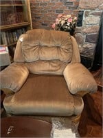 2 Recliner Chairs
