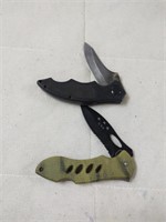 2 Lock Blade Knives